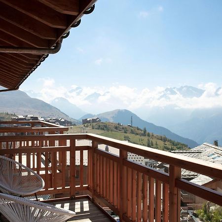 Grandes Rousses Hotel & Spa Alpe d'Huez Ngoại thất bức ảnh A balcony in Les Saisies