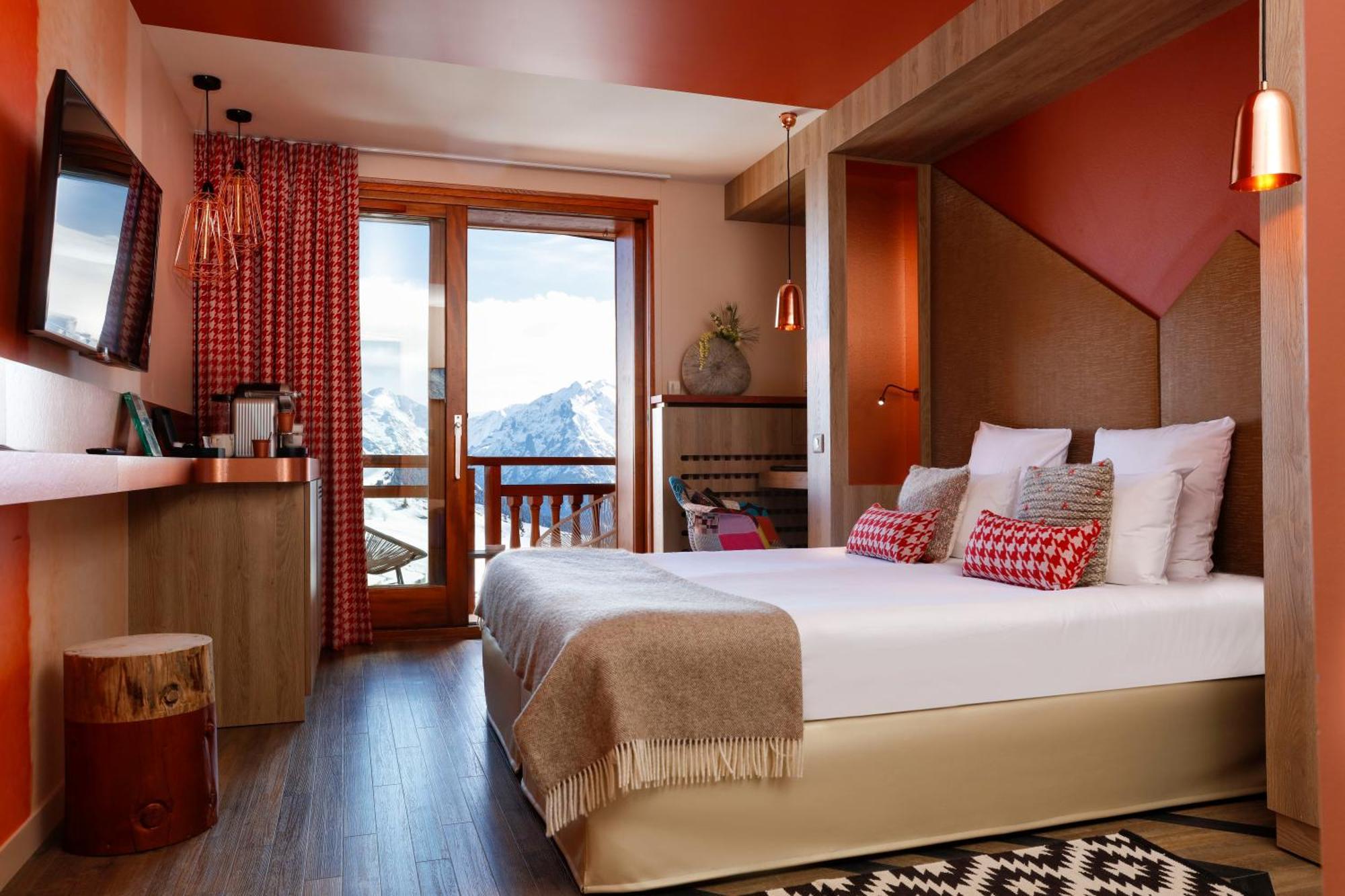 Grandes Rousses Hotel & Spa Alpe d'Huez Ngoại thất bức ảnh A room at the hotel
